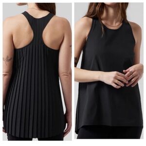 NWT Athleta women’s black sleeveless sojourn pleated back tank